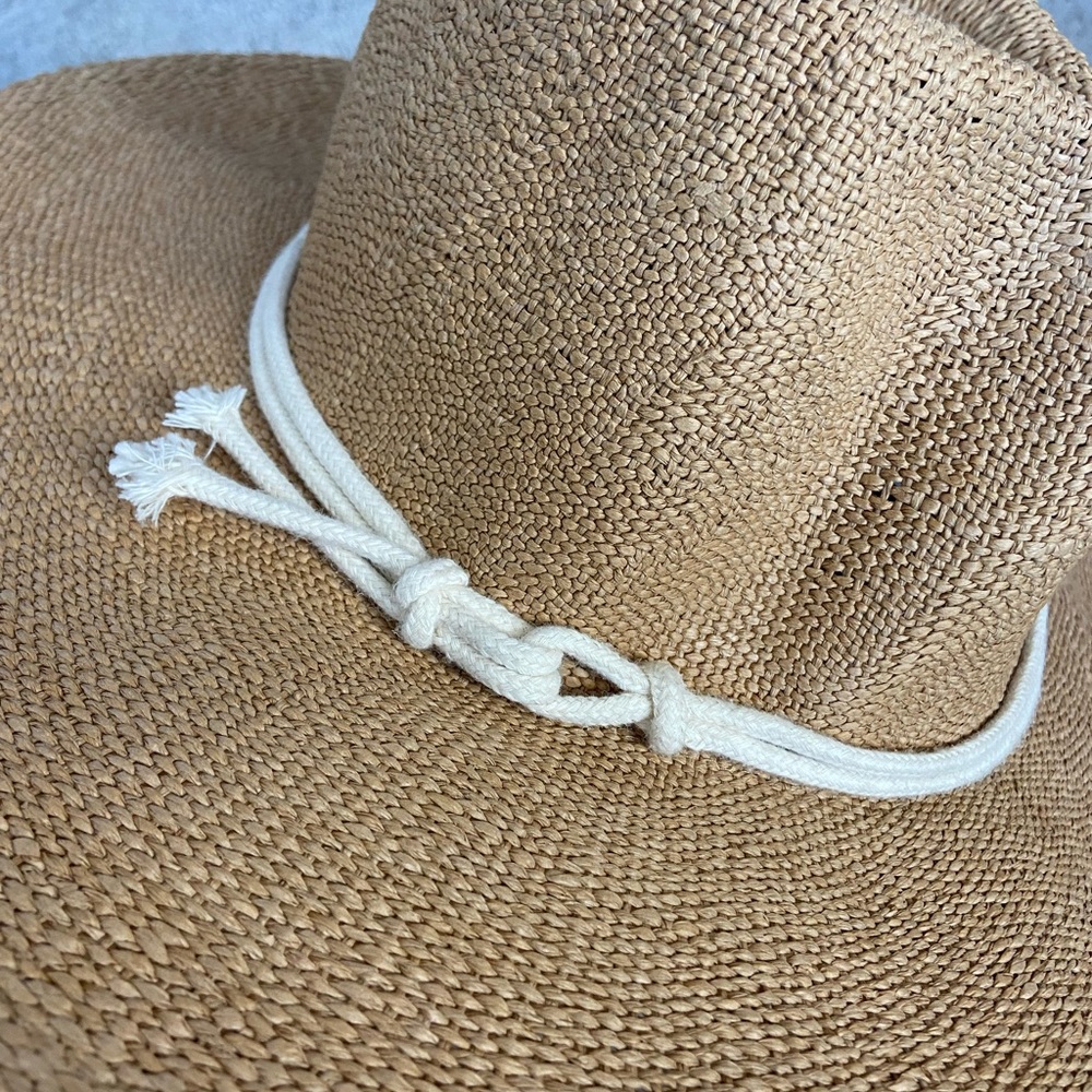 Universal Thread Beach Hat - Picture 3 of 3